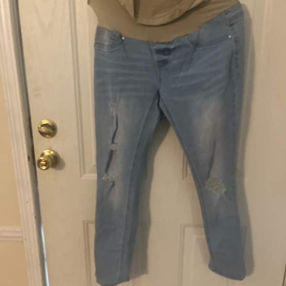 Maternity Jeans - Picture 3 of 3